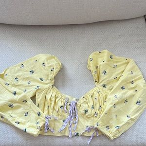 White fox top - size small /